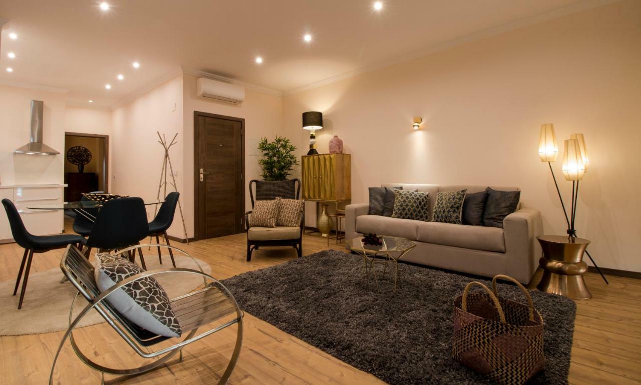Apartamentos Rosa Do Bairro Alto Lisbon Bagian luar foto
