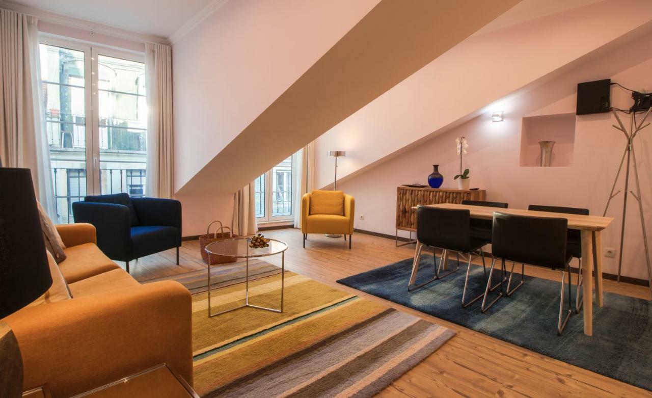 Apartamentos Rosa Do Bairro Alto Lisbon Bagian luar foto