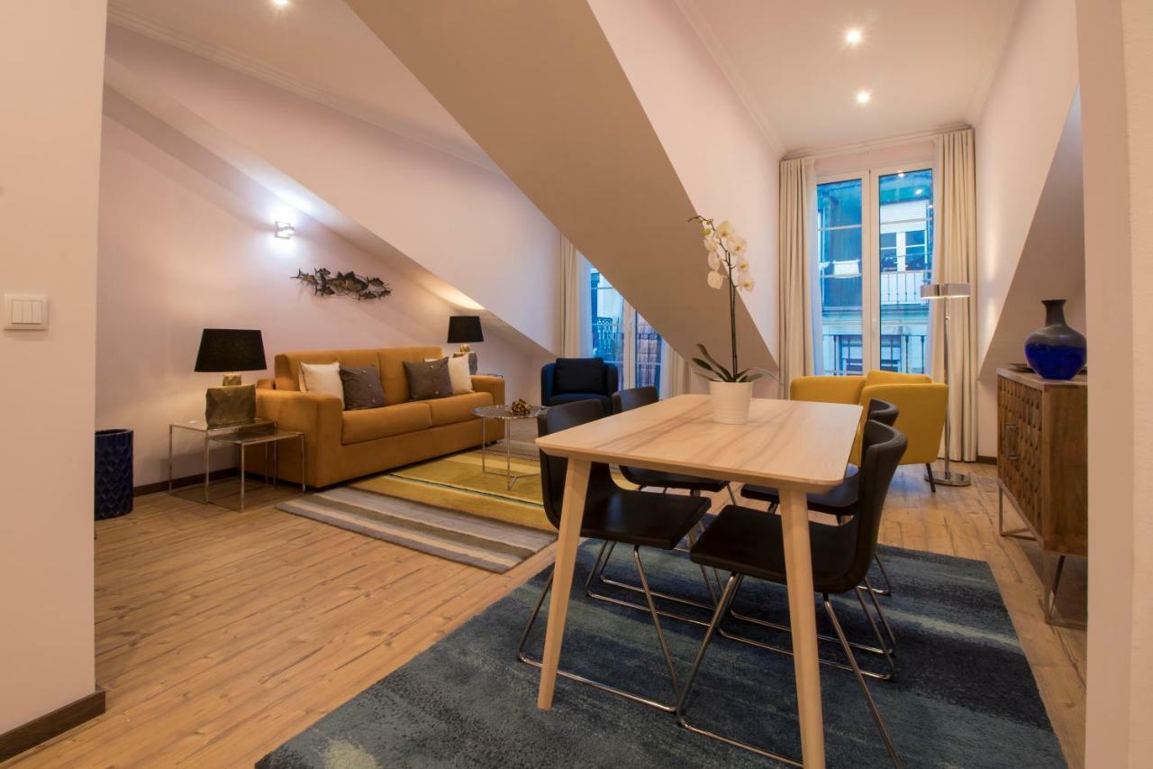 Apartamentos Rosa Do Bairro Alto Lisbon Bagian luar foto