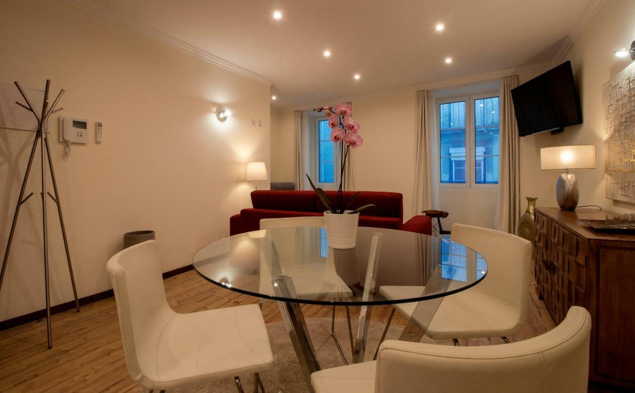 Apartamentos Rosa Do Bairro Alto Lisbon Bagian luar foto